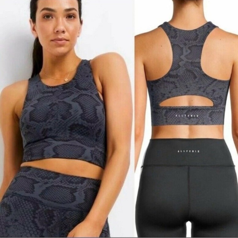 AllFenix | Anthropologie Longline Blue Black SnakeSkin Print Sports Bra. Size S
